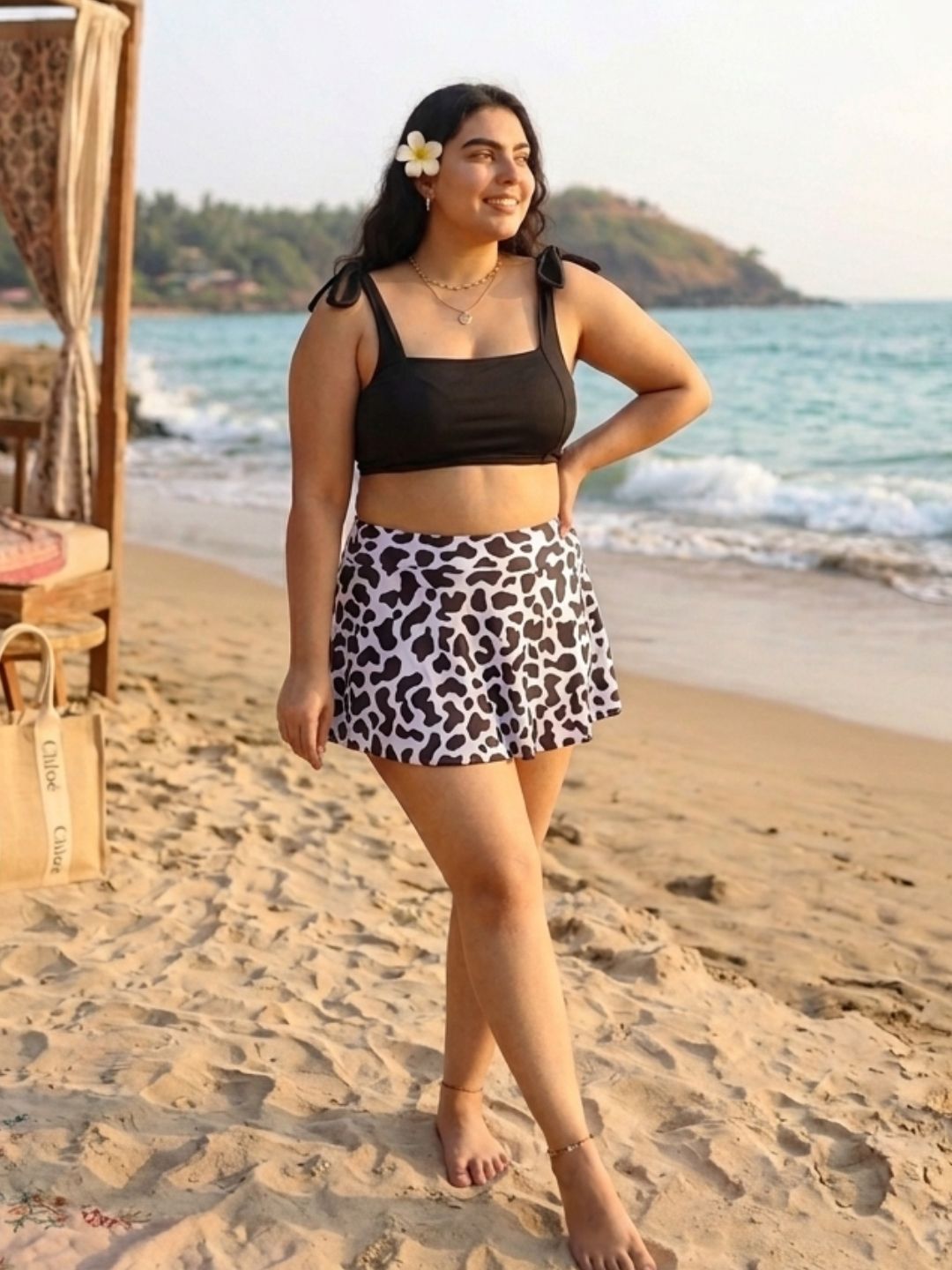 Moo-nochrome Knot Swim Set (2 Pcs)