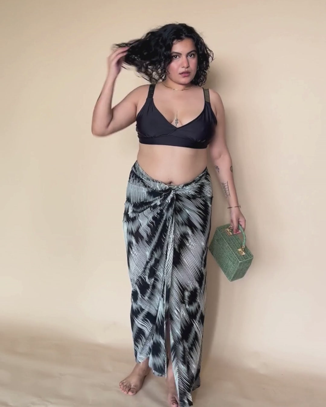 Mesh-merizing Knot Skirt